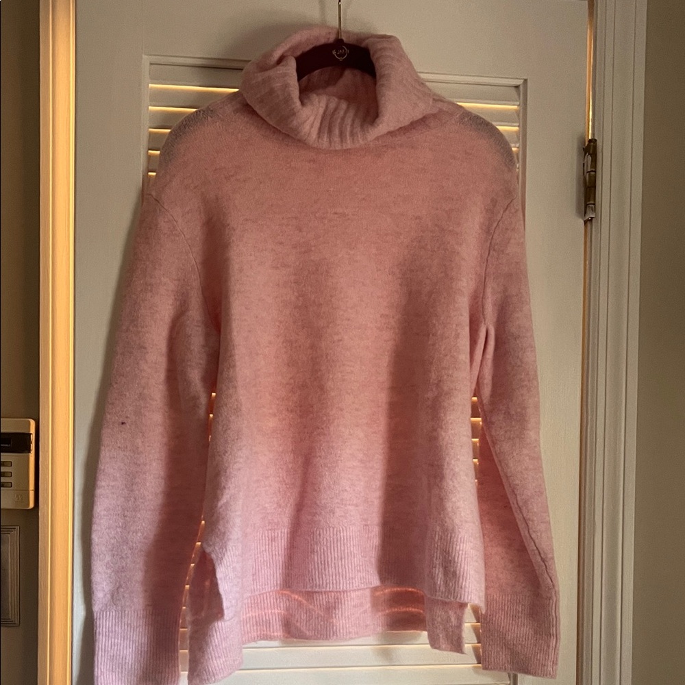 Banana Republic Pale Pink Cowl-Neck Turtleneck Sweater